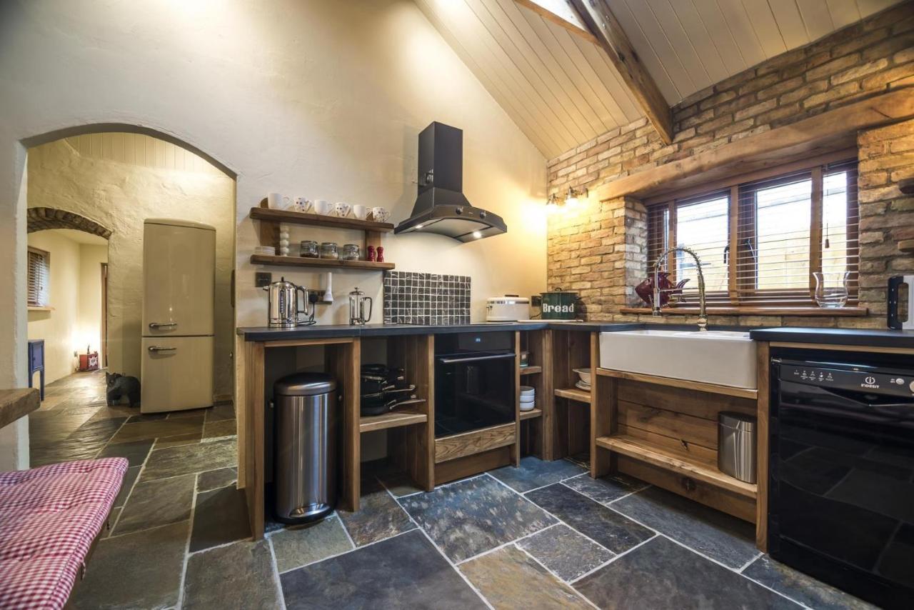 Johnston Lavender - Luxurious Barn Conversion - Blossom Farm מראה חיצוני תמונה
