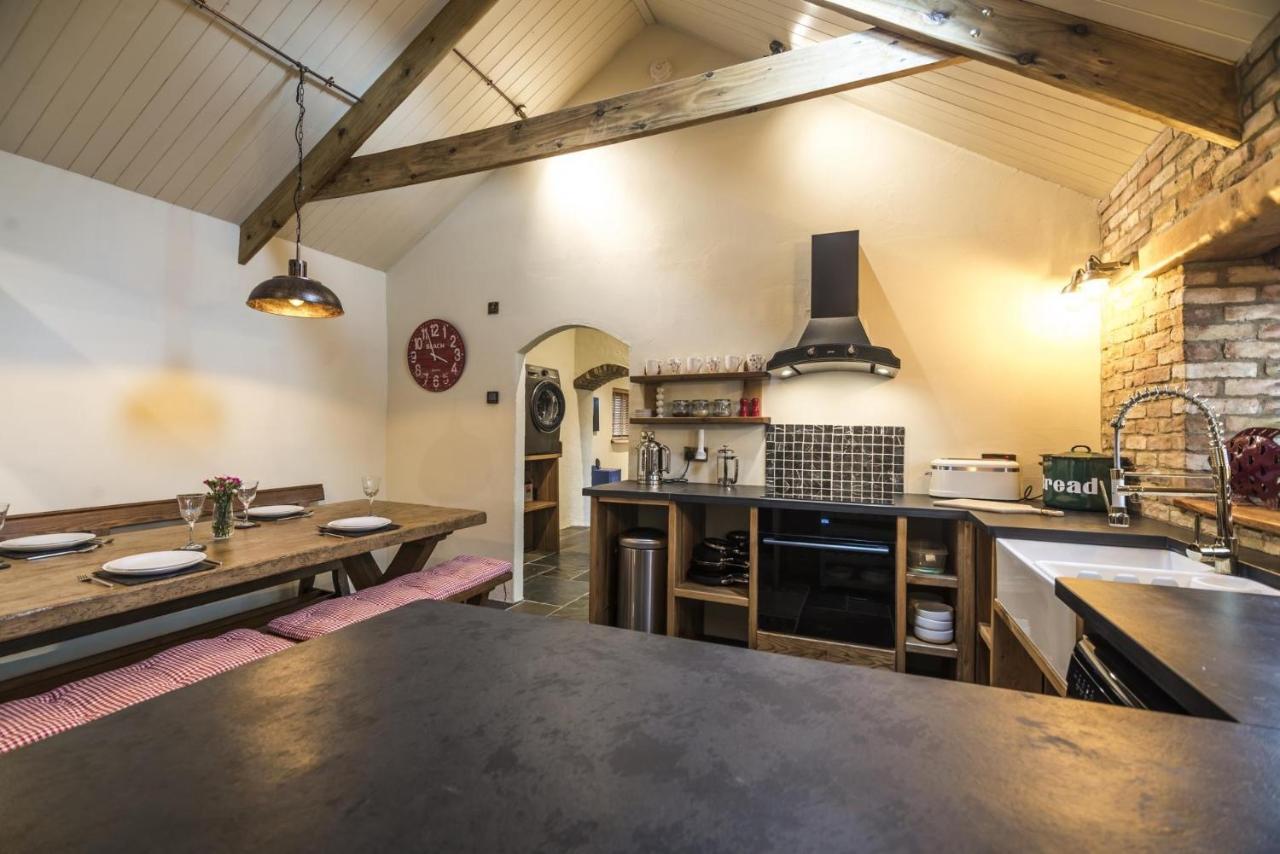 Johnston Lavender - Luxurious Barn Conversion - Blossom Farm מראה חיצוני תמונה