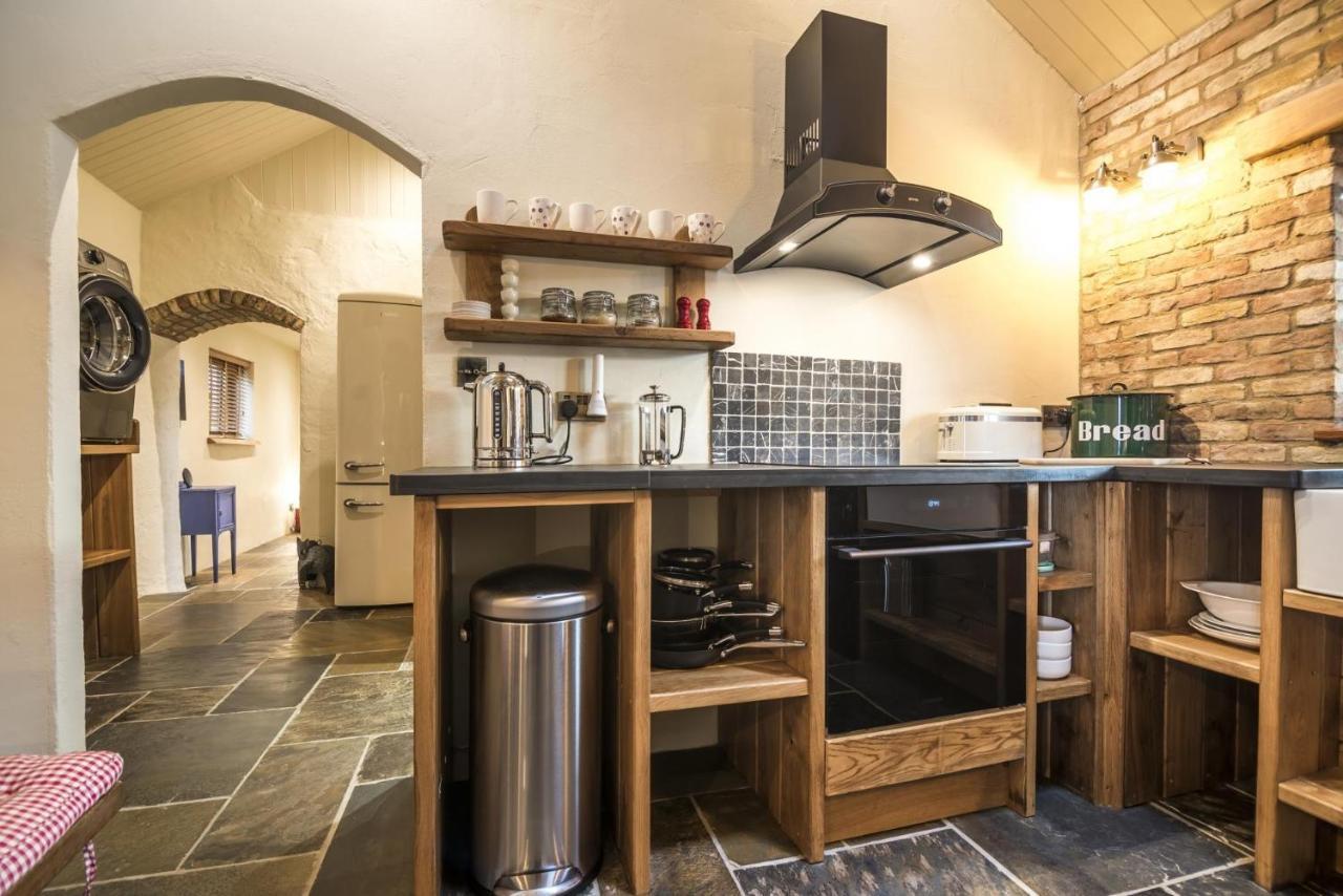 Johnston Lavender - Luxurious Barn Conversion - Blossom Farm מראה חיצוני תמונה