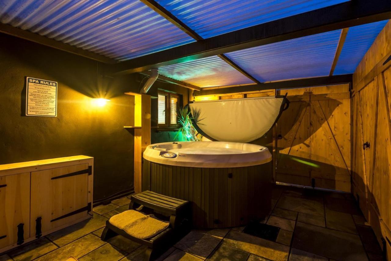 Johnston Lavender - Luxurious Barn Conversion - Blossom Farm מראה חיצוני תמונה